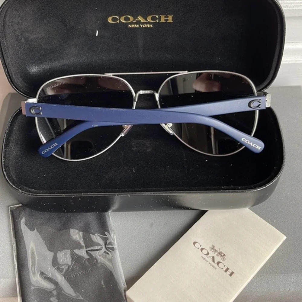 NWT Coach Aviator Sunglasses New w Tag & Case - Picture 2 of 12